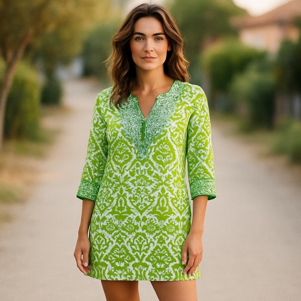 Green Printed V-Neck Tunic Top
